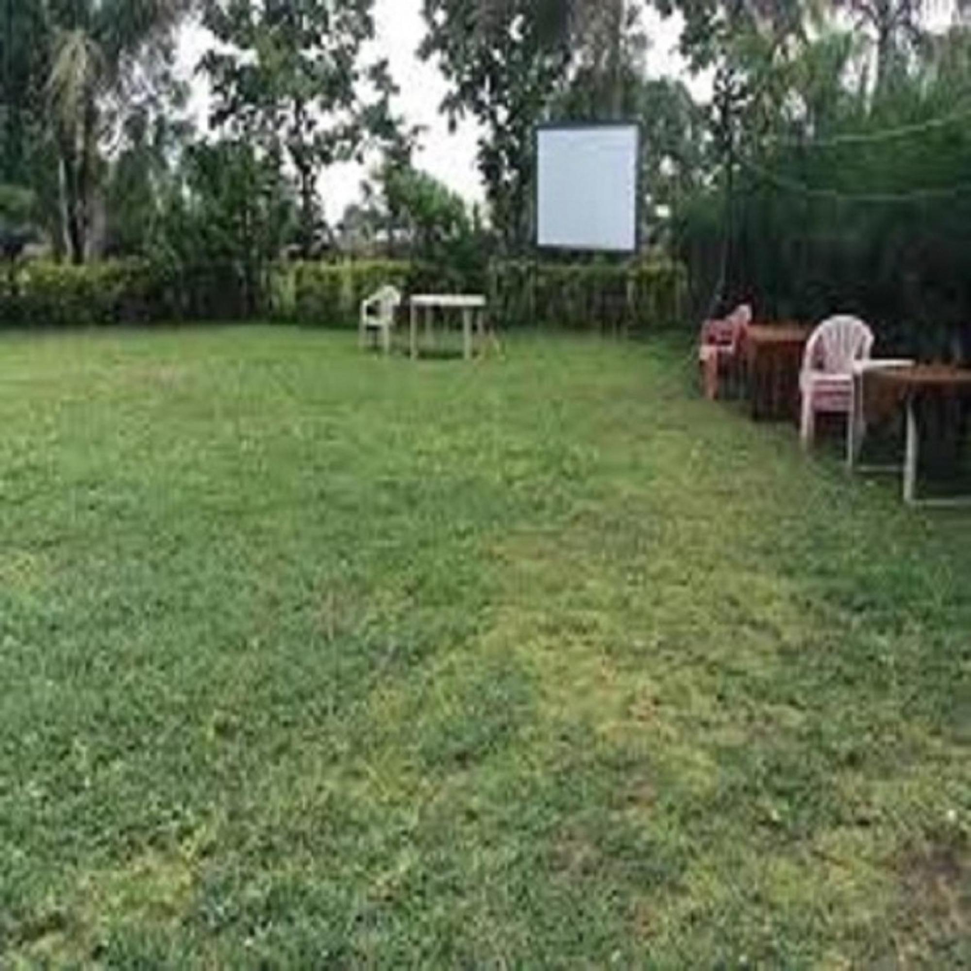 Hotel Metro Palace Resort Karjat Exterior foto