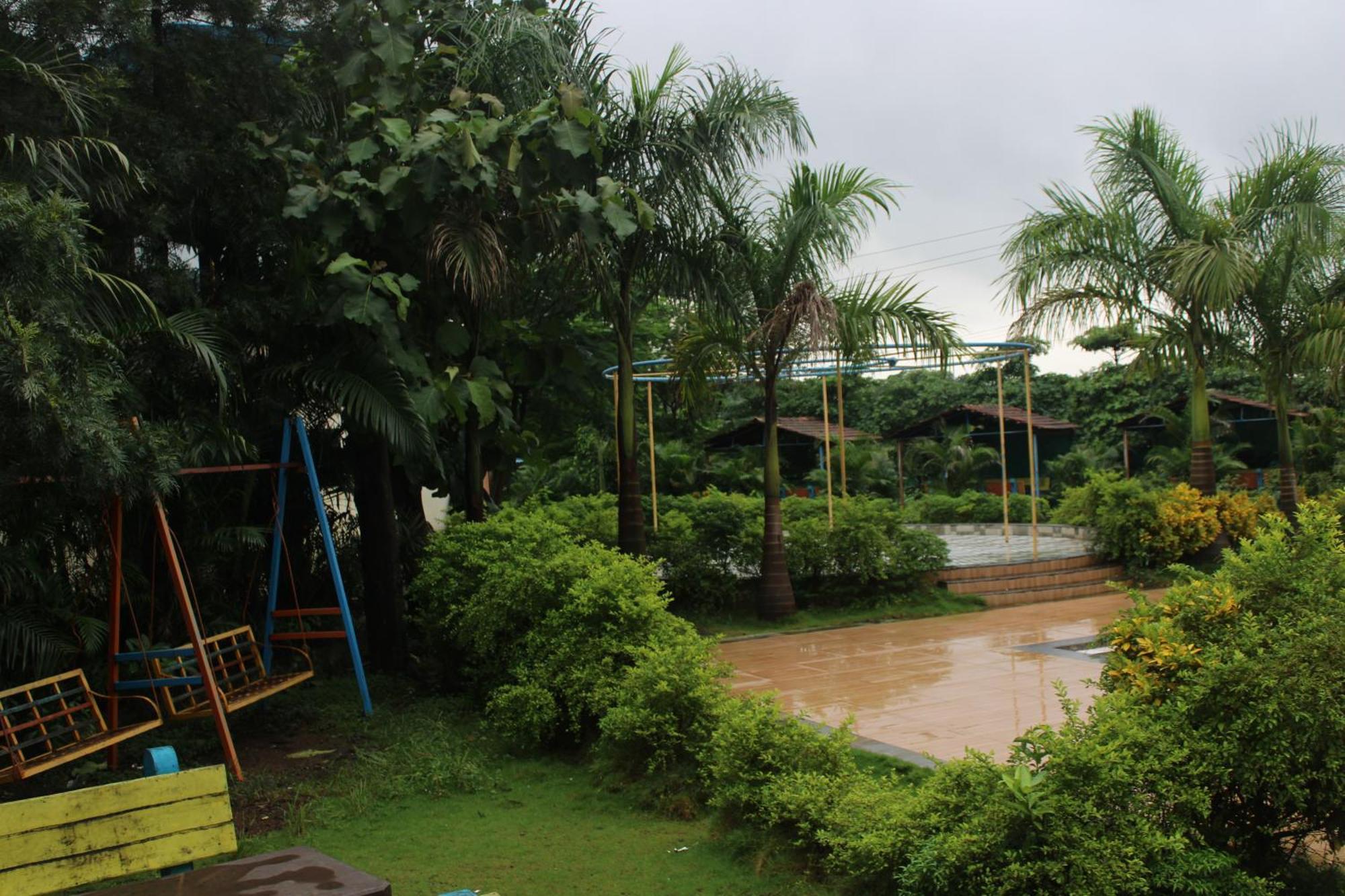 Hotel Metro Palace Resort Karjat Exterior foto